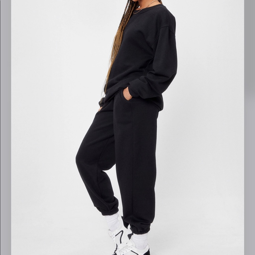 Oversized Matching Sweatshirt & Joggers Set